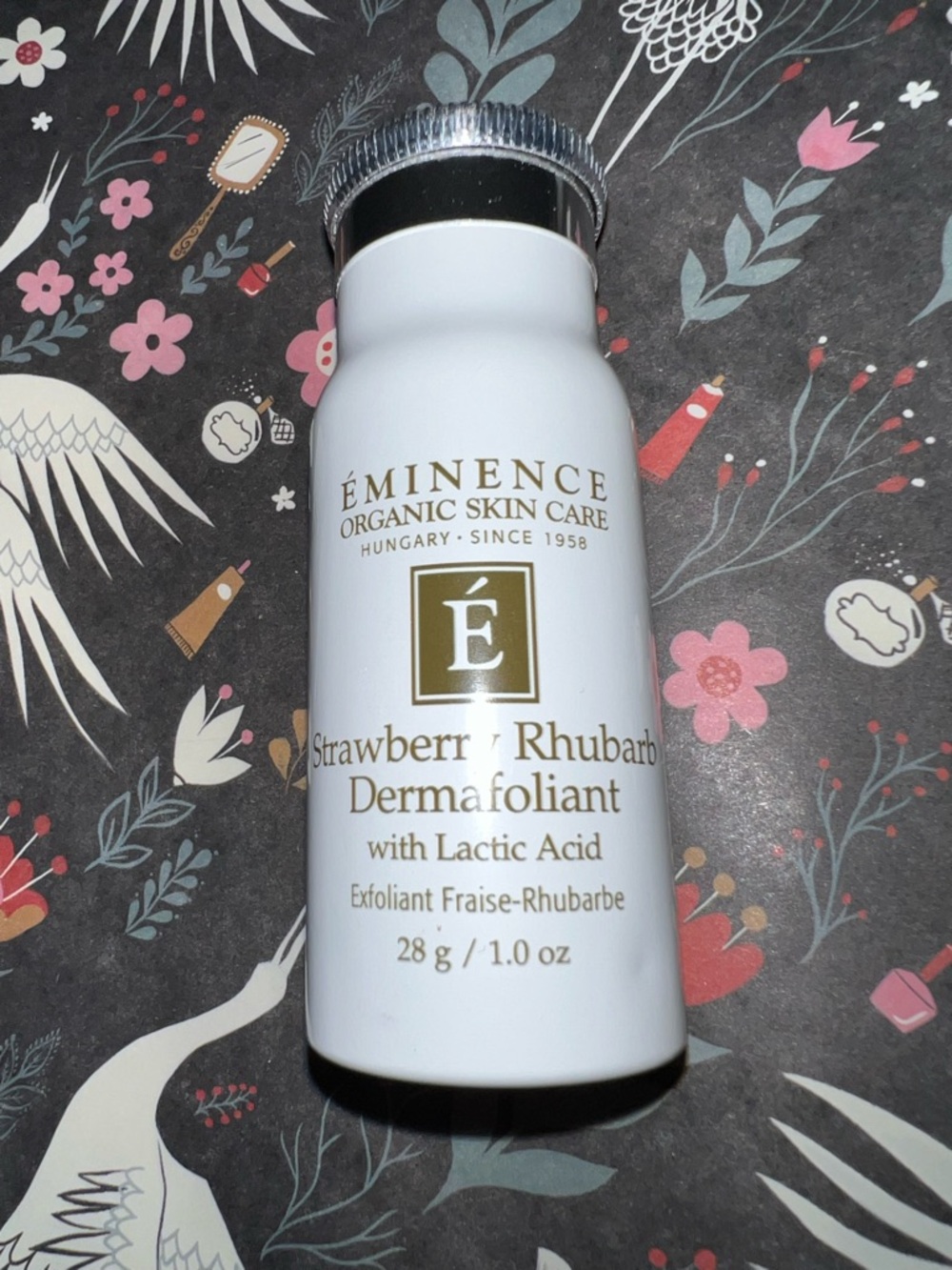 Éminence Strawberry Rhubarb Dermalfoliant Exfoliant - White